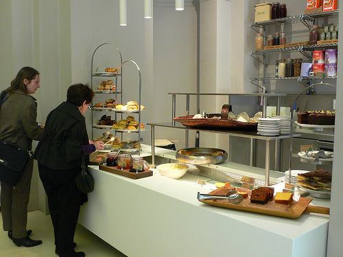 Cakes at the V & A